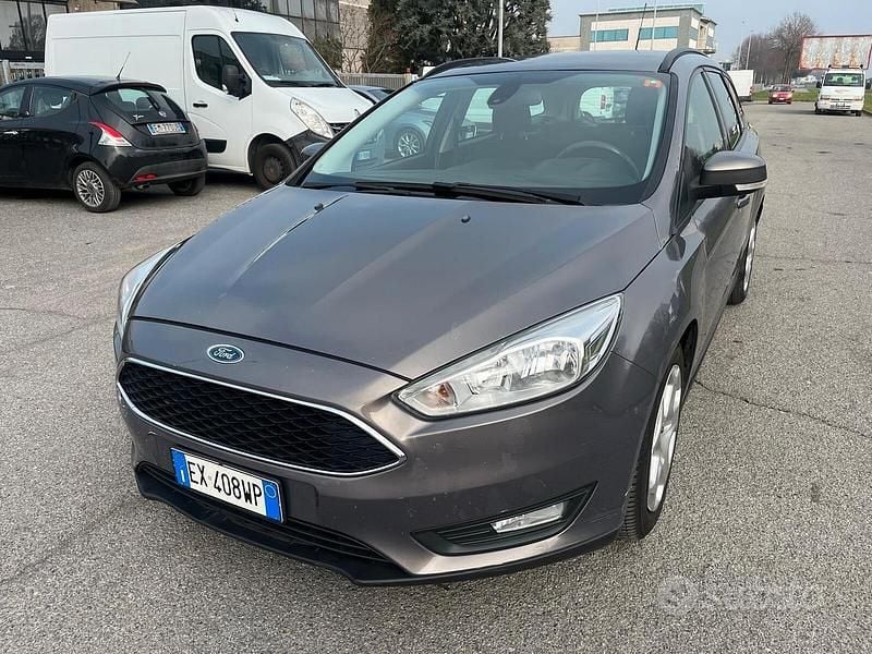 Begagnad Ford Focus 95 HK (69 kW) 2014 Grå Kombi