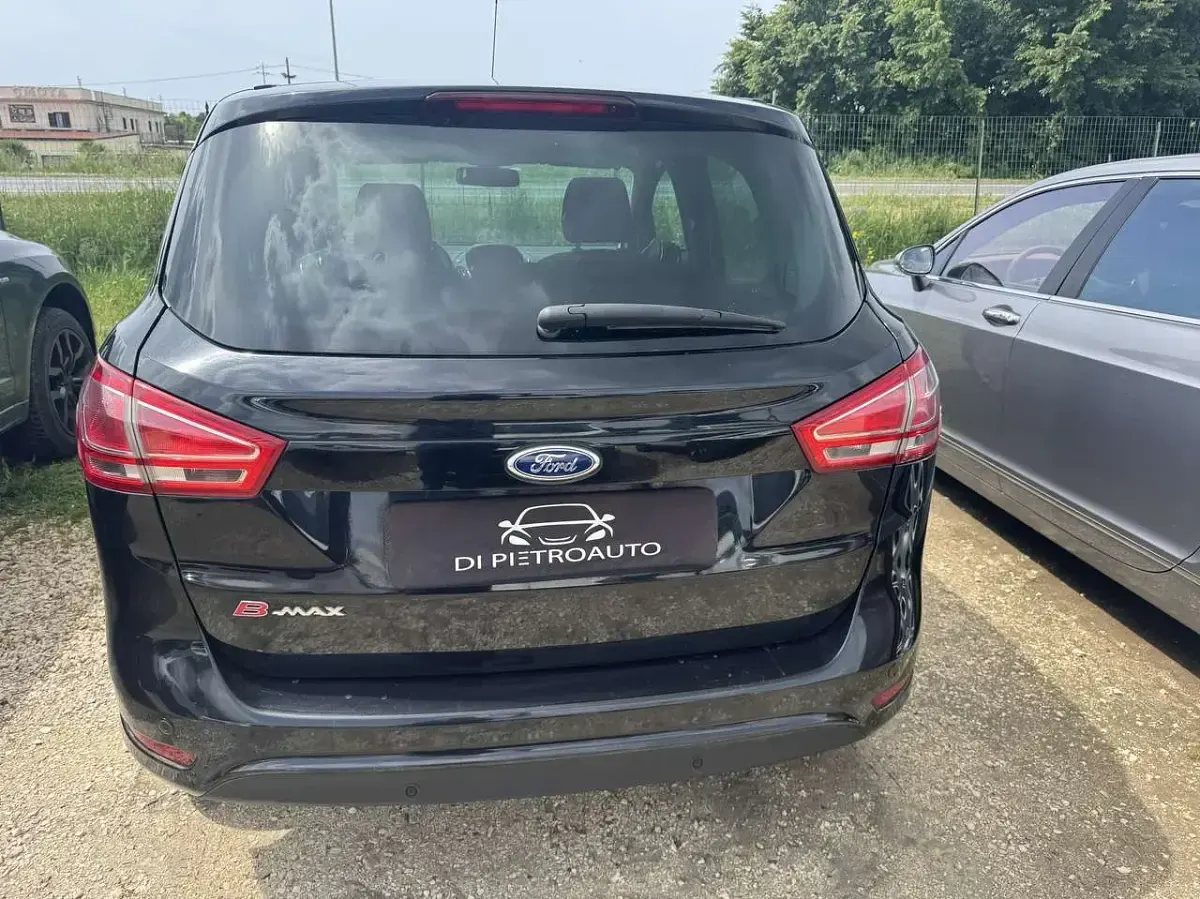 Usata Ford B-MAX Titanium 105 CV (77 kW) 2013 Other Monovolume