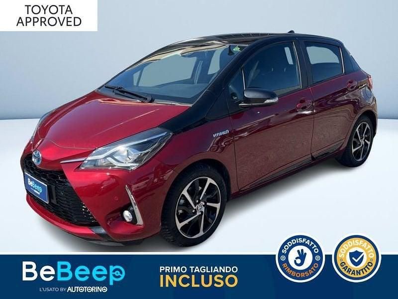 Rosso pastello Usata 2019 Toyota Yaris Hybrid Edition Tre volumi | 15.500 € (Buon prezzo) - Immagine 1/3