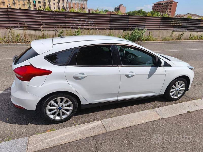 Usata Ford Focus 120 CV (88 kW) 2018 Bianco Berlina