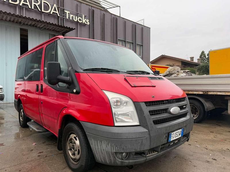 Usata Ford Transit 86 CV (63 kW) 2006 Rosso Furgone