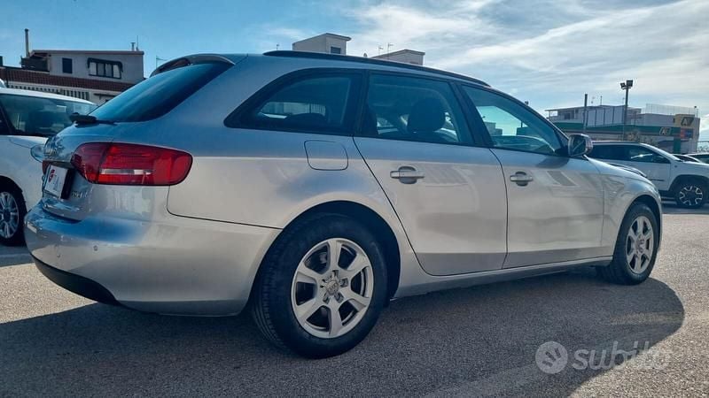Usata Audi A4 120 CV (88 kW) 2010 Grigio Station wagon