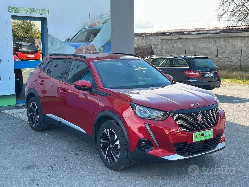 Usata Peugeot 2008 Allure 131 CV (96 kW) 2021 Rosso SUV