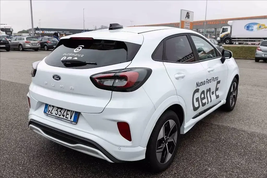 Nuova Ford Puma Gen-E 123 kW (168 CV) 2025 Bianco SUV