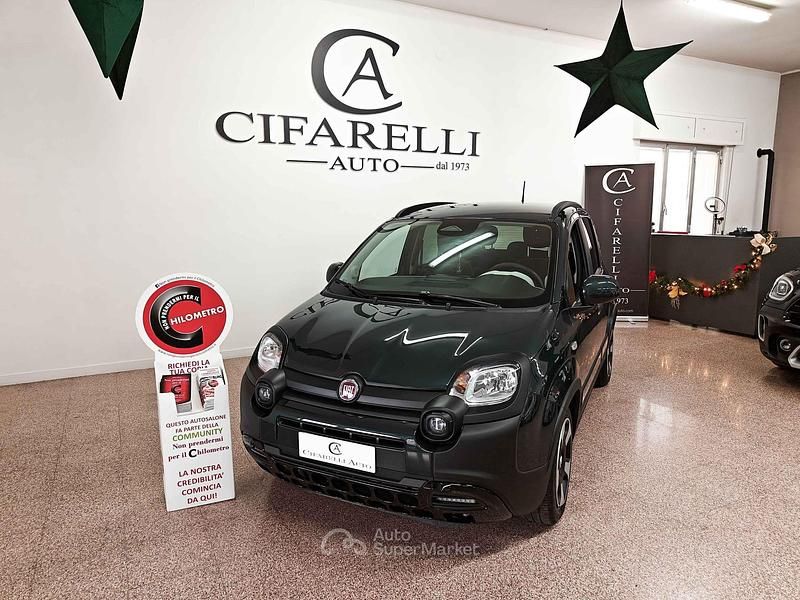 Verde Usata 2025 Fiat Panda Tre volumi | 14.900 € (Molto cara) - Immagine 1/4