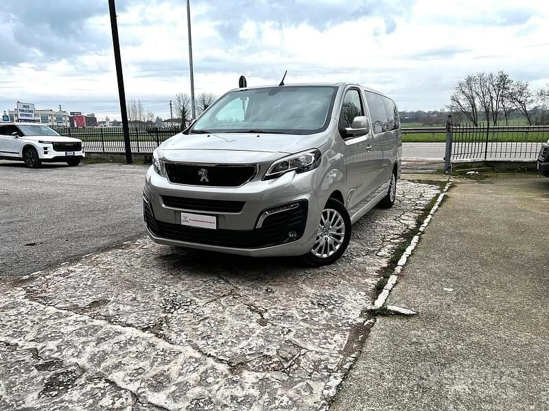 Usata Peugeot Traveller Business-Line 120 CV (88 kW) 2021 Grigio Monovolume