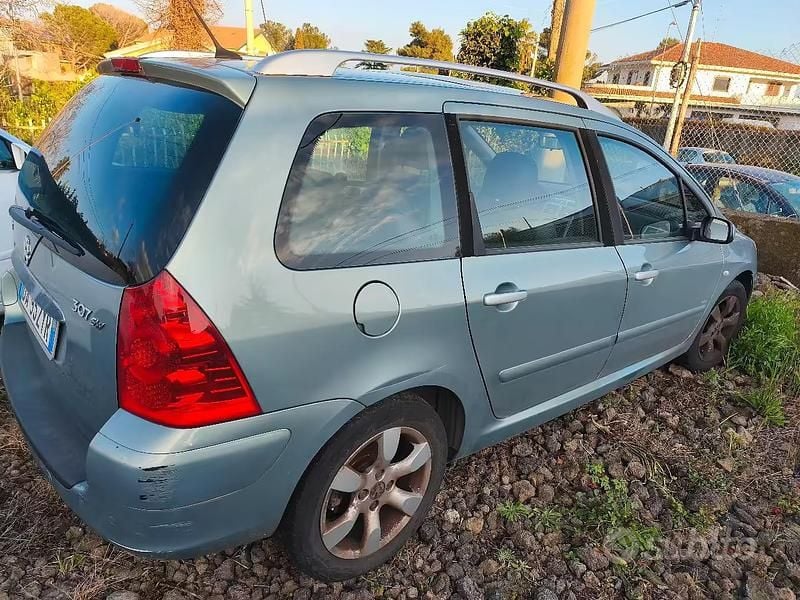 Usata Peugeot 307 109 CV (80 kW) 2006 Verde Station wagon