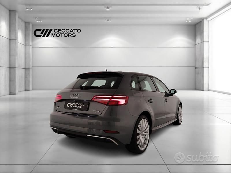 Usata Audi e-tron Design 204 CV (150 kW) 2017 Grigio SUV