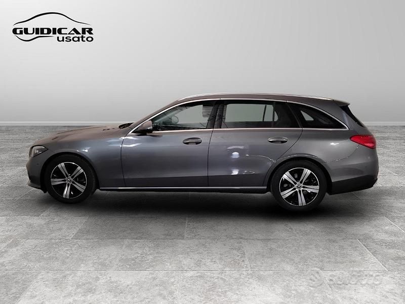 Usata Mercedes C200 Advanced 163 CV (119 kW) 2025 Grigio Station wagon
