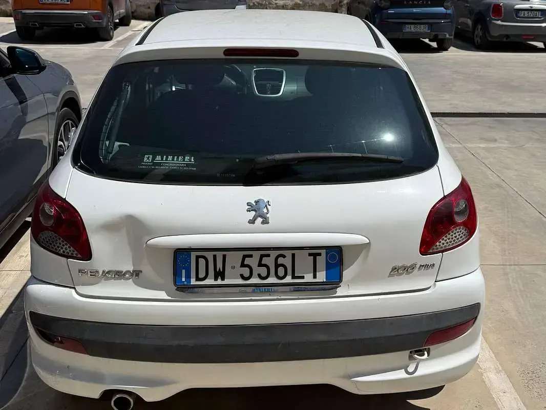 Usata Peugeot 206 60 CV (44 kW) 2009 Bianco Berlina