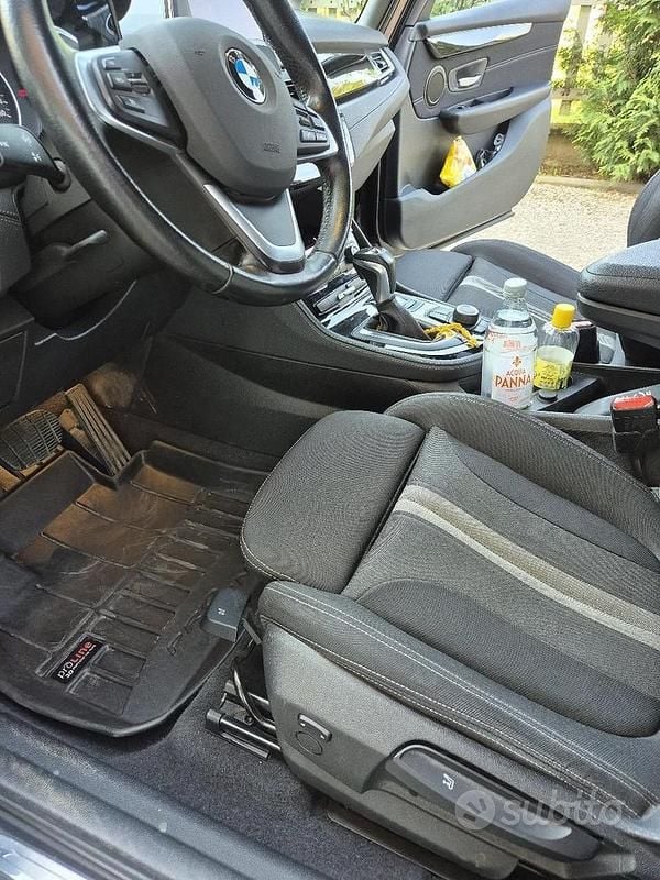 Usata BMW 218 Active Tourer Sport Line 150 CV (110 kW) 2016 Marrone Monovolume