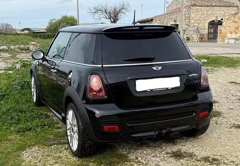Usata Mini John Cooper Works 211 CV (155 kW) 2010 Nero Utilitaria