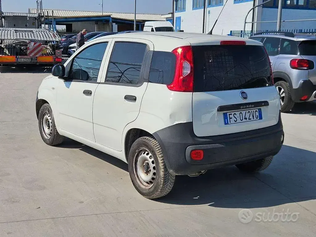 Usata Fiat Panda Pop 69 CV (50 kW) 2018 Bianco Utilitaria