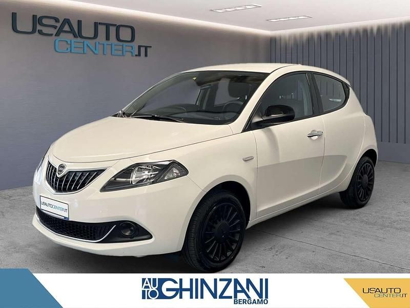 Bianco Usata 2022 Lancia Ypsilon Silver Due volumi | 12.700 € (Buon prezzo) - Immagine 1/4