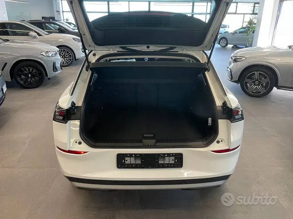 Nuova VW T-Roc Life 116 CV (85 kW) 2026 Bianco SUV