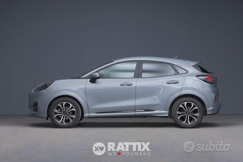 Second-hand Ford Puma ST-Line 125 CP (91 kW) 2023 Argintiu SUV