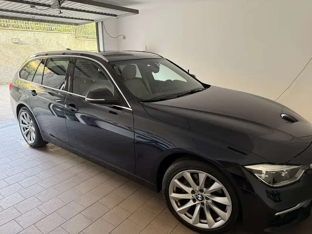Usata BMW 320 Luxury Line 190 CV (139 kW) 2016 Station wagon