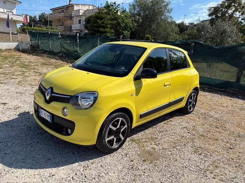 Usata Renault Twingo SE 69 CV (50 kW) 2016 Giallo Utilitaria