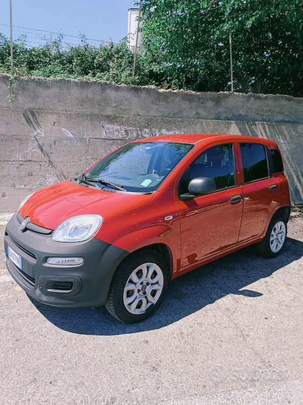 Usata Fiat Panda 85 CV (62 kW) 2014 Rosso Utilitaria