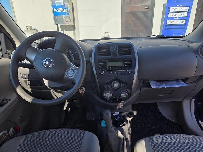 Usata Nissan Micra 2014 Blu Utilitaria