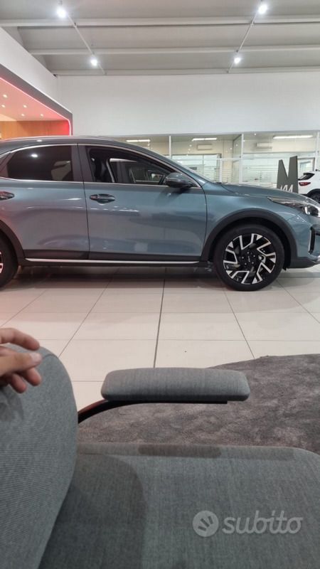 Usata Kia XCeed 160 CV (117 kW) 2024 Verde SUV