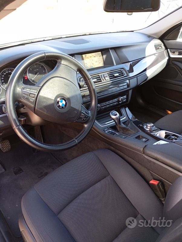 Usata BMW 520 184 CV (135 kW) 2015 Grigio Berlina