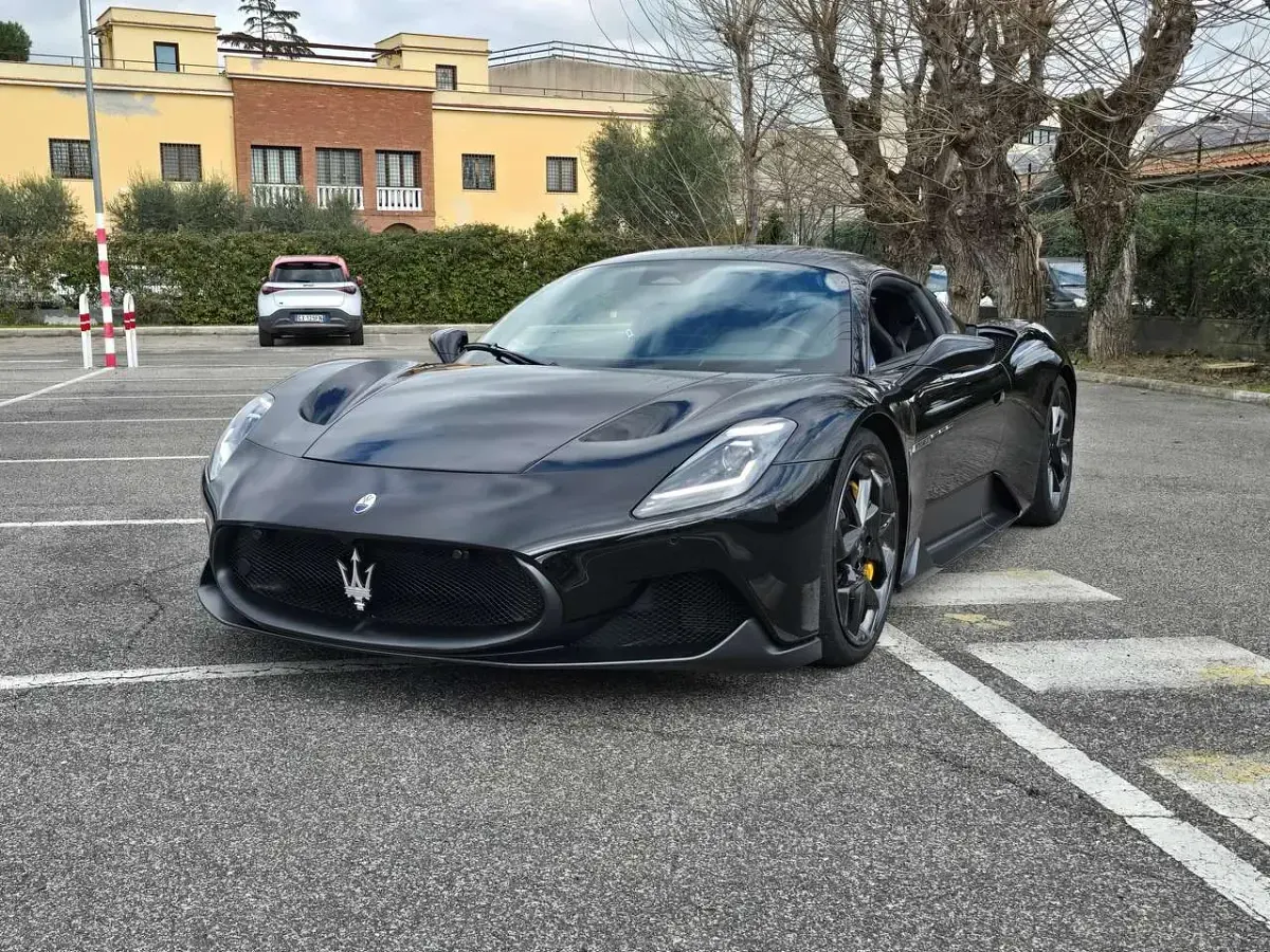 Usata Maserati MC20 630 CV (463 kW) 2023 Nero Coupé