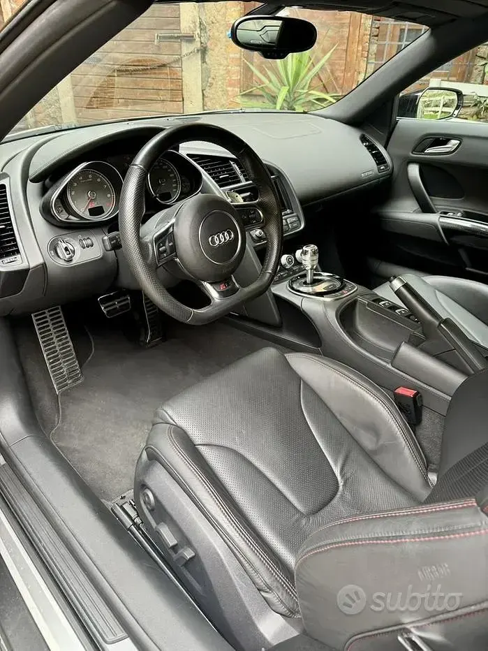 Usata Audi R8 Spyder Premium 430 CV (316 kW) 2014 Grigio Cabrio
