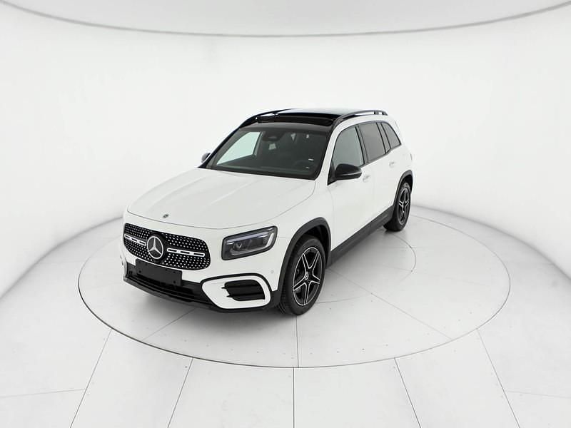 Bianco Nuova 2025 Mercedes GLB180 Advanced Plus SUV | 45.900 € (Buon prezzo) - Immagine 1/4
