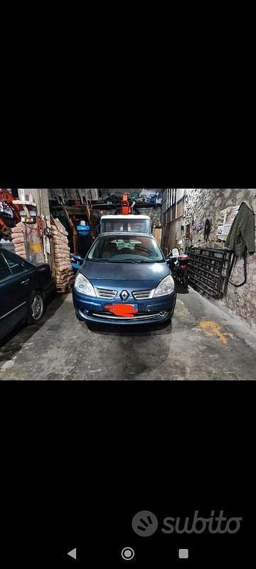Usata Renault Mégane II 85 CV (62 kW) 2005 Grigio Utilitaria