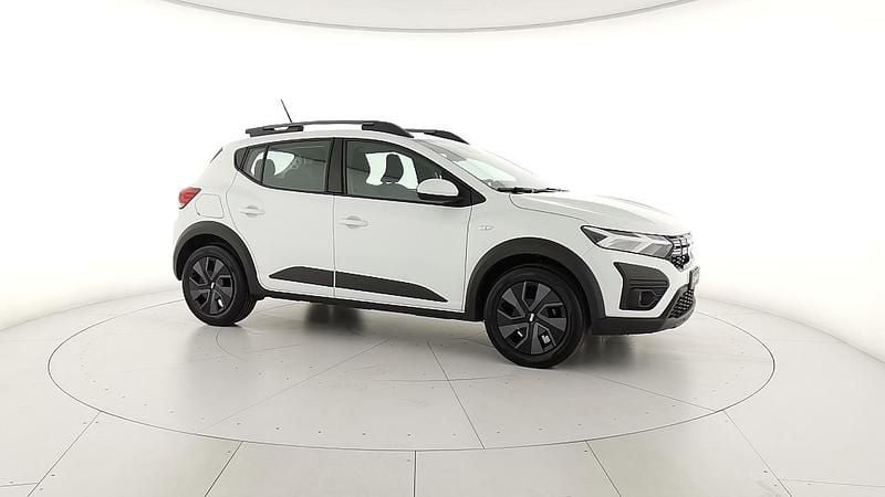 Usata Dacia Sandero Expression 101 CV (74 kW) 2025 Bianco SUV