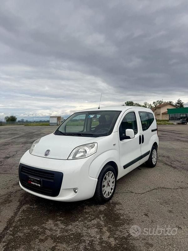 Usata Fiat Qubo Active 75 CV (55 kW) 2010 Bianco Monovolume