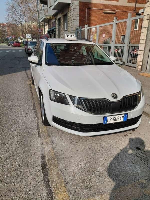 Usata Skoda Octavia Design Edition 116 CV (85 kW) 2018 Station wagon