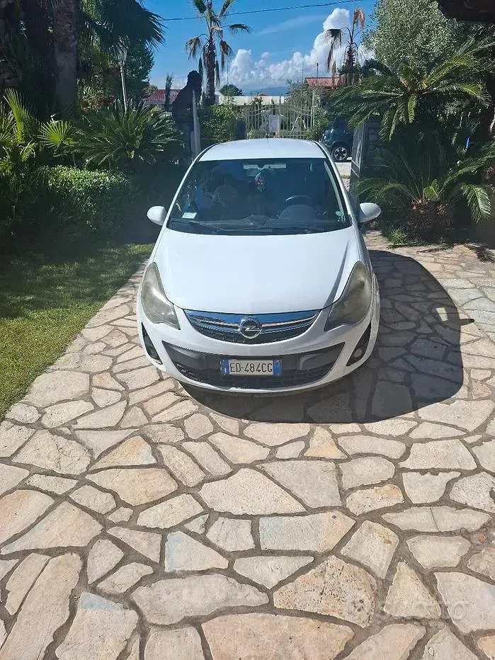 Usata Opel Corsa 85 CV (62 kW) 2013 Bianco Utilitaria