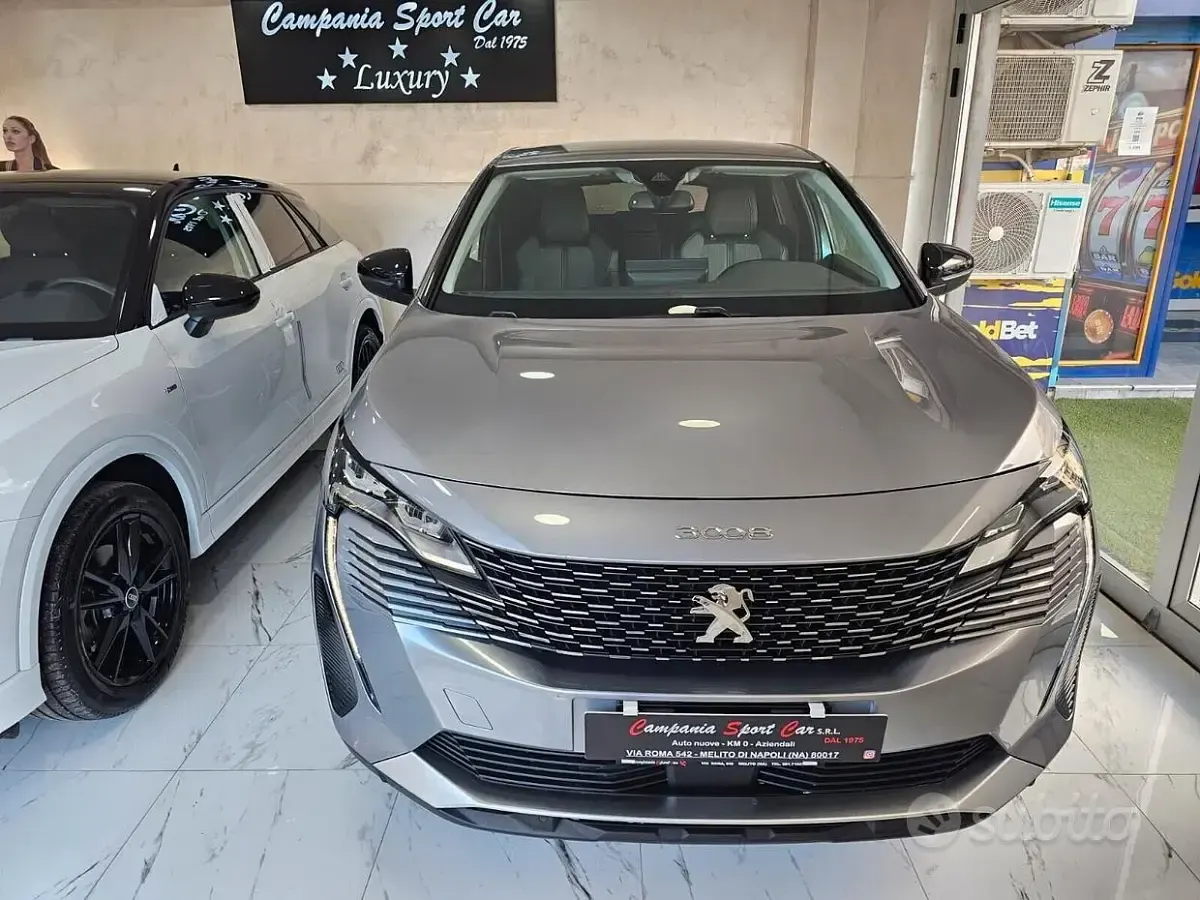 Usata Peugeot 3008 Allure 131 CV (96 kW) 2024 Grigio SUV