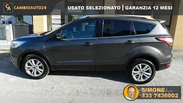 Usata Ford Kuga Business Edition 120 CV (88 kW) 2019 Grigio SUV