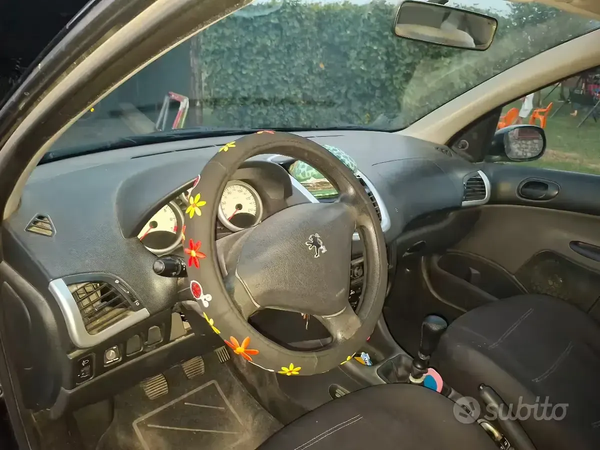 Usata Peugeot 206 60 CV (44 kW) 2009 Nero Berlina