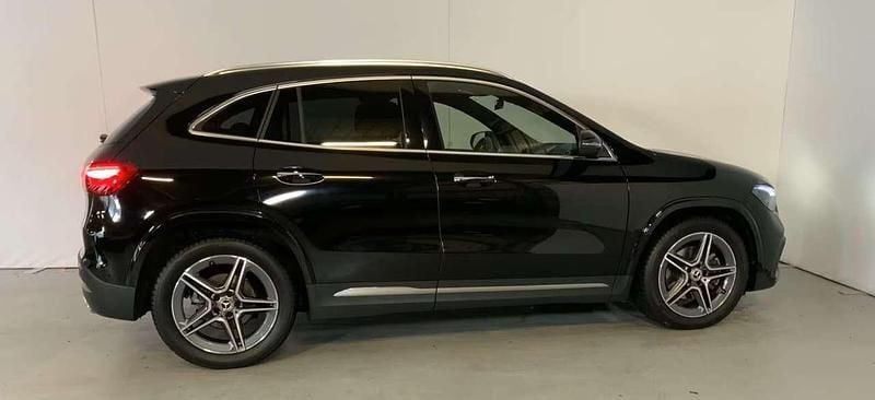 Usata Mercedes GLA200 AMG 163 CV (119 kW) 2024 Nero SUV