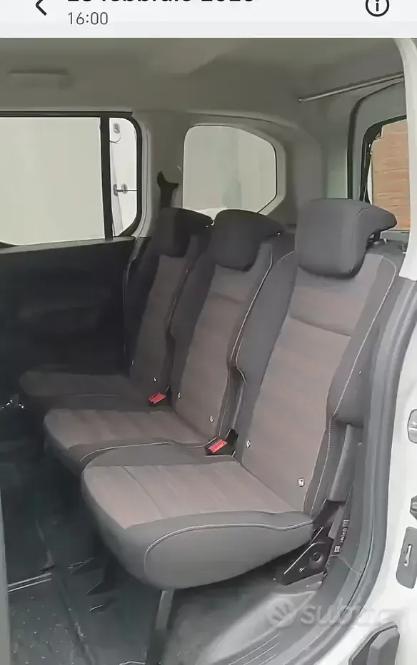 Usata Opel Combo Life Elegance 100 CV (73 kW) 2021 Bianco Monovolume