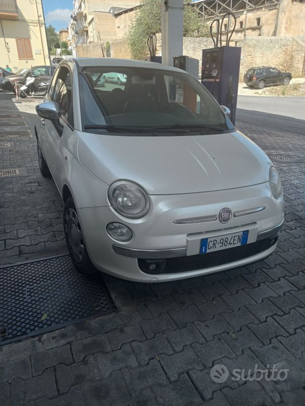 Bianco Usata 2009 Fiat 500 Utilitaria | 4500 € (Ottimo prezzo) - Immagine 1/4