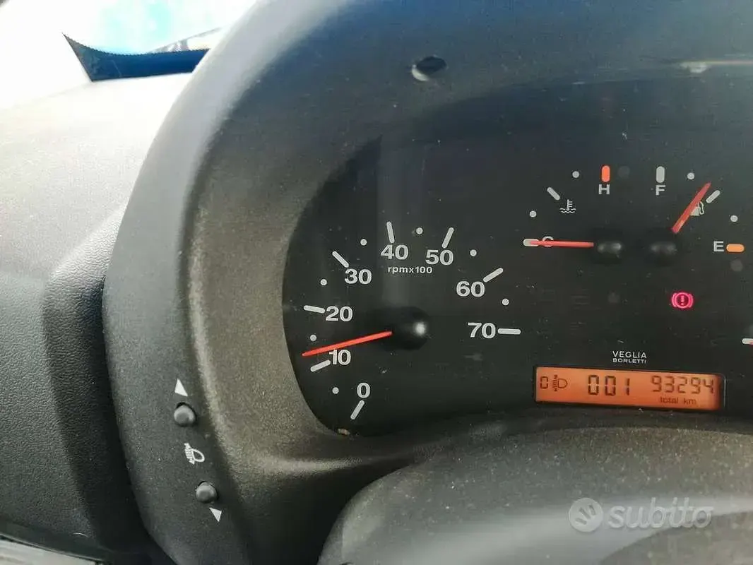 Usata Fiat Doblò Active 103 CV (75 kW) 2005 Blu/azzurro Monovolume