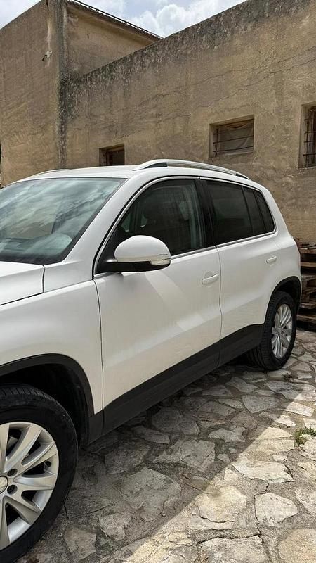 Usata VW Tiguan 150 CV (110 kW) 2010 Bianco SUV