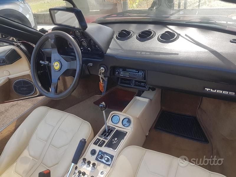 Usata Ferrari 208 1983 Rosso Coupé