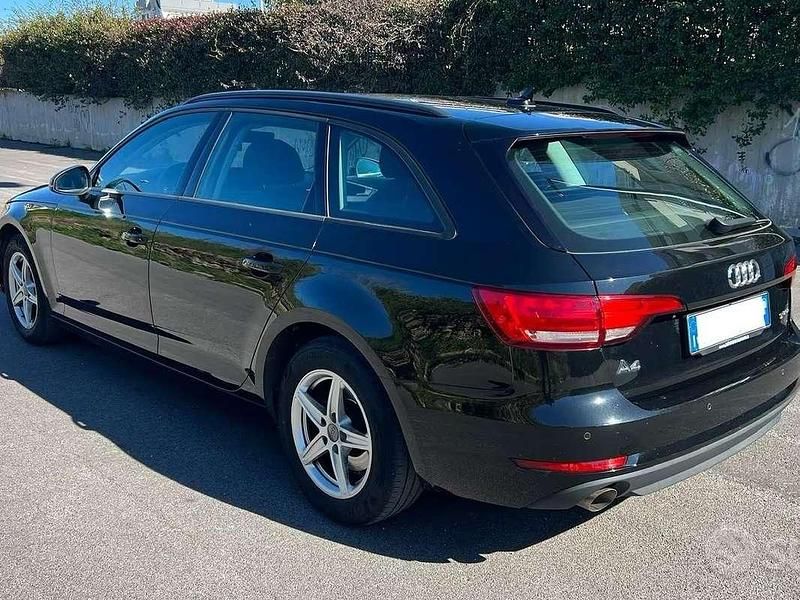 Usata Audi A4 Ambiente 170 CV (125 kW) 2018 Nero Station wagon