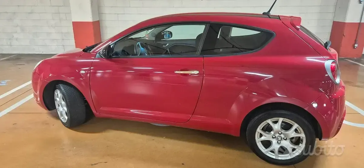 Usata Alfa Romeo MiTo 79 CV (58 kW) 2008 Rosso Utilitaria