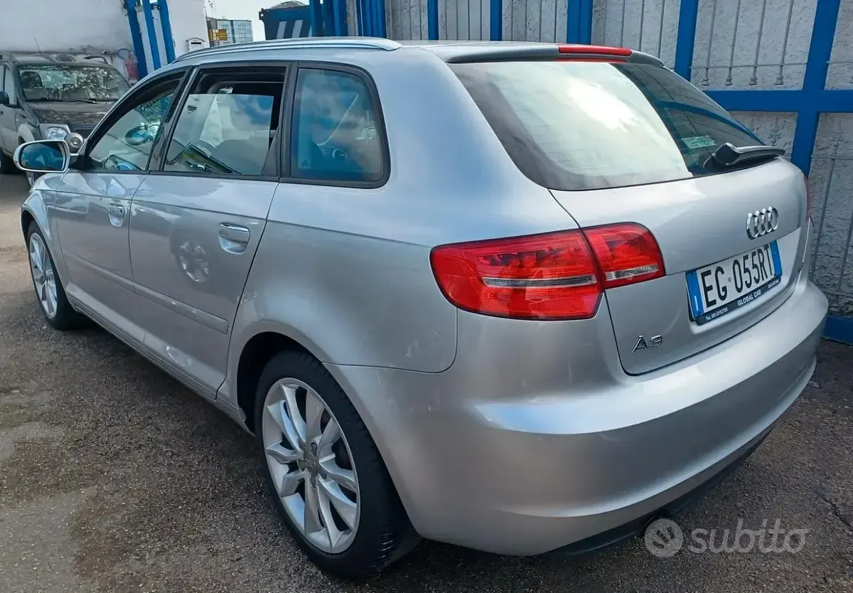 Usata Audi A3 Sportback 140 CV (102 kW) 2011 Grigio Utilitaria