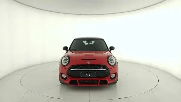 Usata Mini Cooper SD Hype 170 CV (125 kW) 2019 Rosso Utilitaria