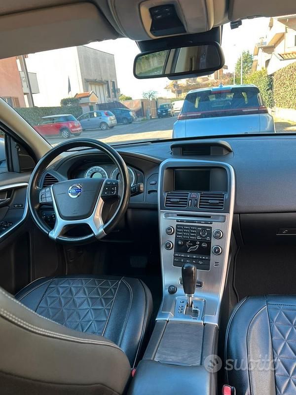 Usata Volvo XC60 Kinetic 205 CV (150 kW) 2009 Grigio SUV