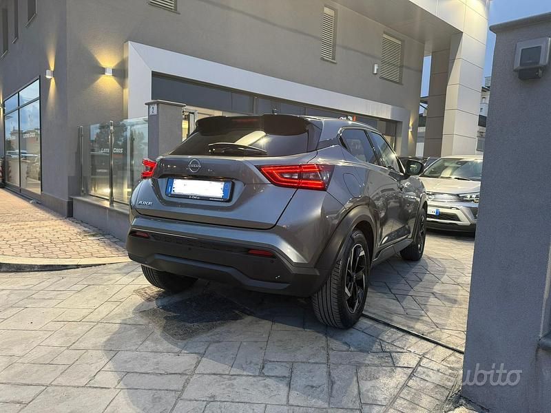 Usata Nissan Juke N-Connecta 114 CV (83 kW) 2023 Grigio SUV