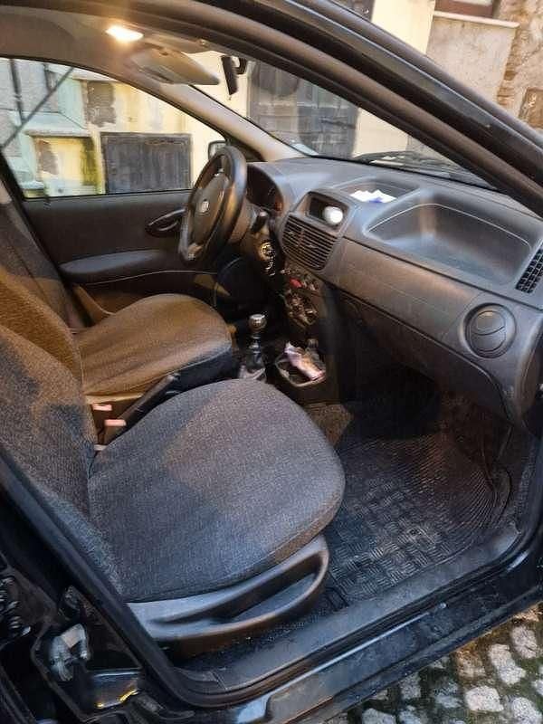 Usata Fiat Punto Classica 60 CV (44 kW) 2010 Utilitaria